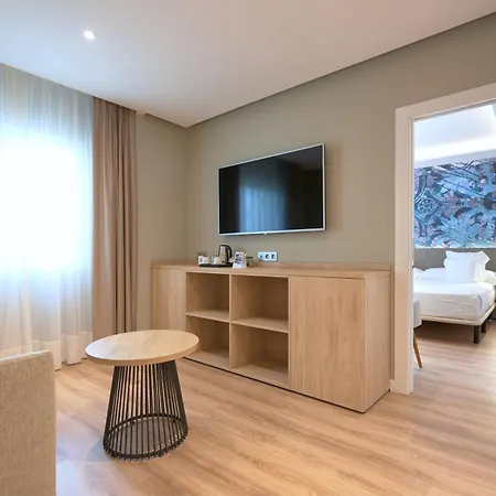 Monte Triana Hotel
