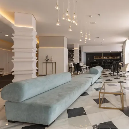 Monte Triana 4* Sewilla