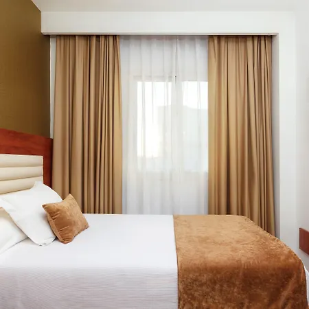 Monte Triana Hotel Sewilla