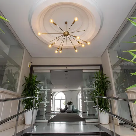 Monte Triana Hotel 4*