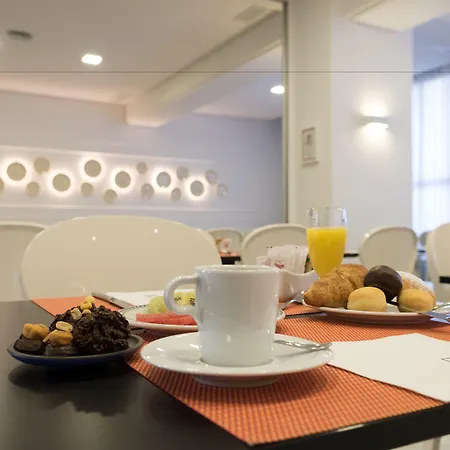 Monte Triana Hotell 4*