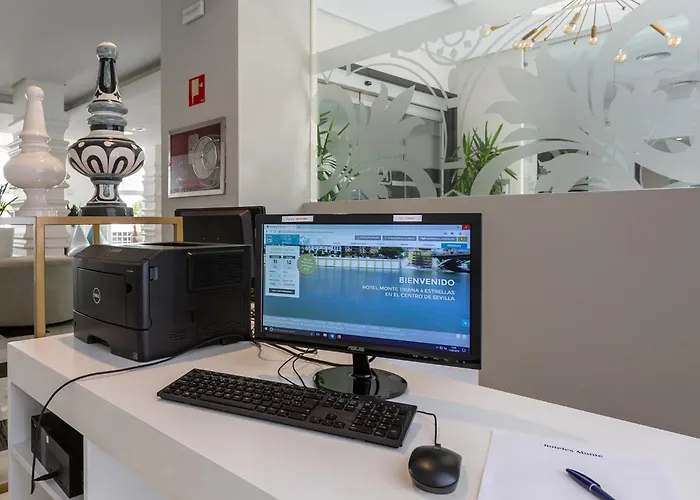 Monte Triana Отель 4*