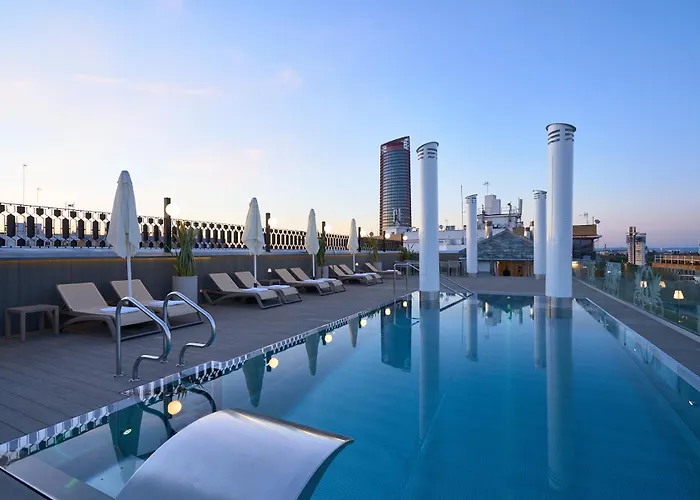 Отель Monte Triana