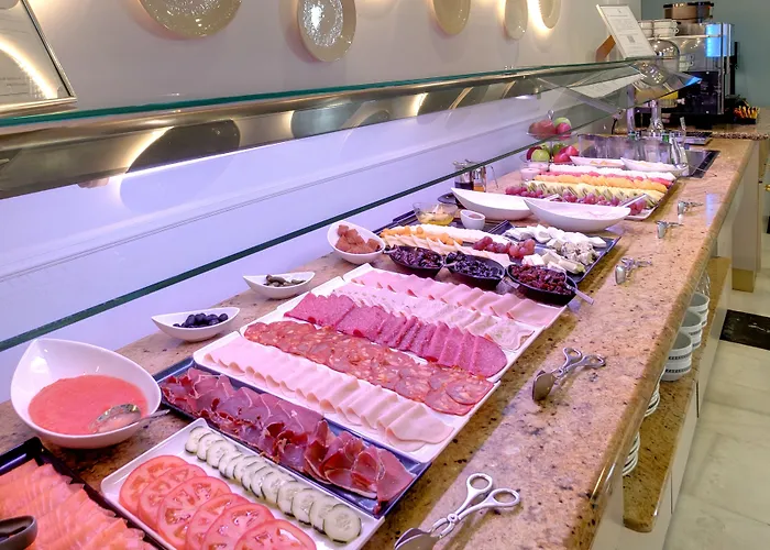 Monte Triana 4* Севилья