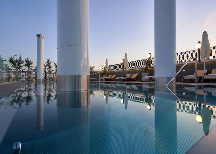 Monte Triana Отель