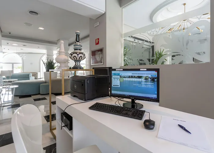 Отель Monte Triana Севилья