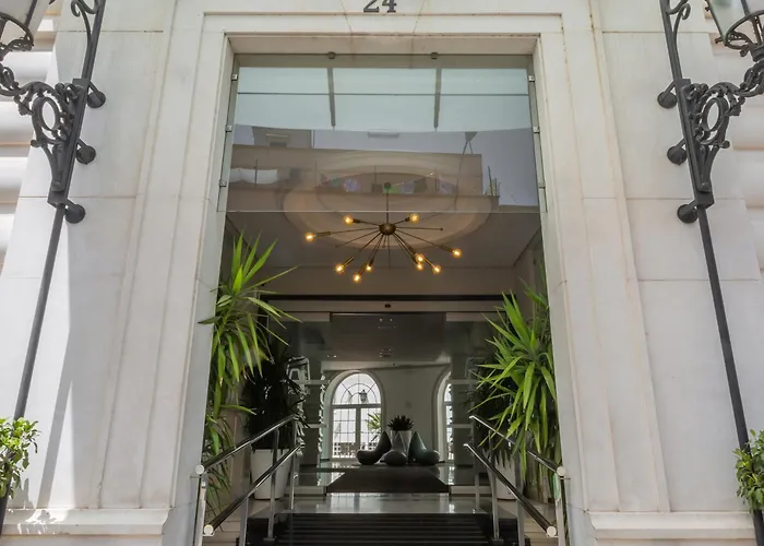 Monte Triana Отель