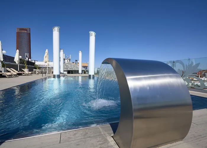 Отель Monte Triana