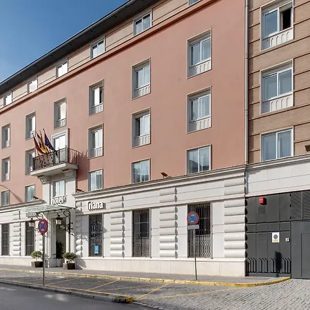 Monte Triana Hotel 4*